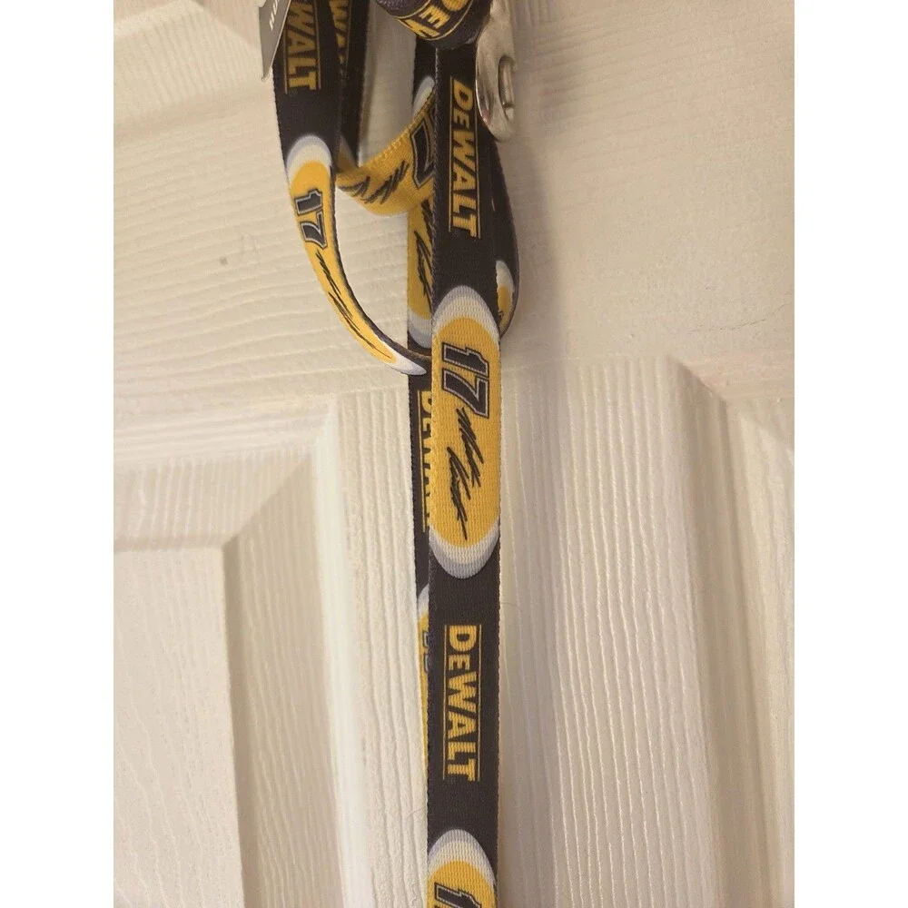 Matt Kenseth #17 Dog Leash NASCAR Dewalt NWT 6 ft Medium Carabiner Clip